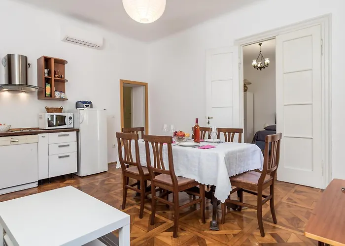 Διαμέρισμα 2 Bedroom Cozy In Volosko