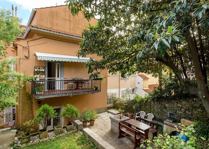2 Bedroom Cozy In Διαμέρισμα *