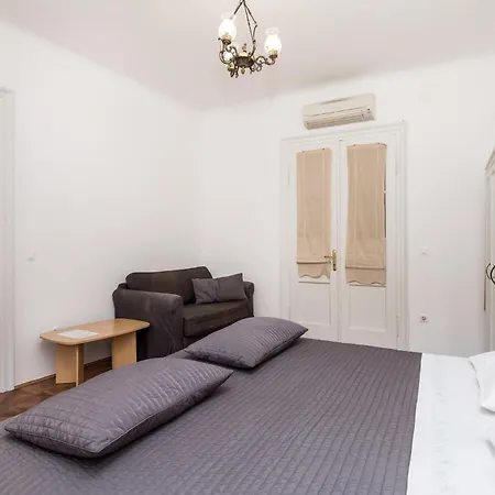 2 Bedroom Cozy In Volosko