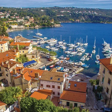 2 Bedroom Cozy In Volosko